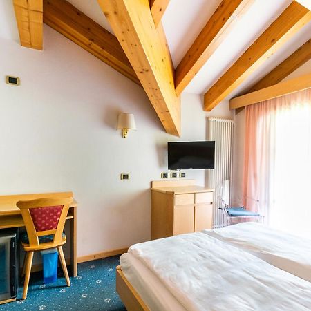 Garni Aritz Otel Campitello di Fassa Dış mekan fotoğraf