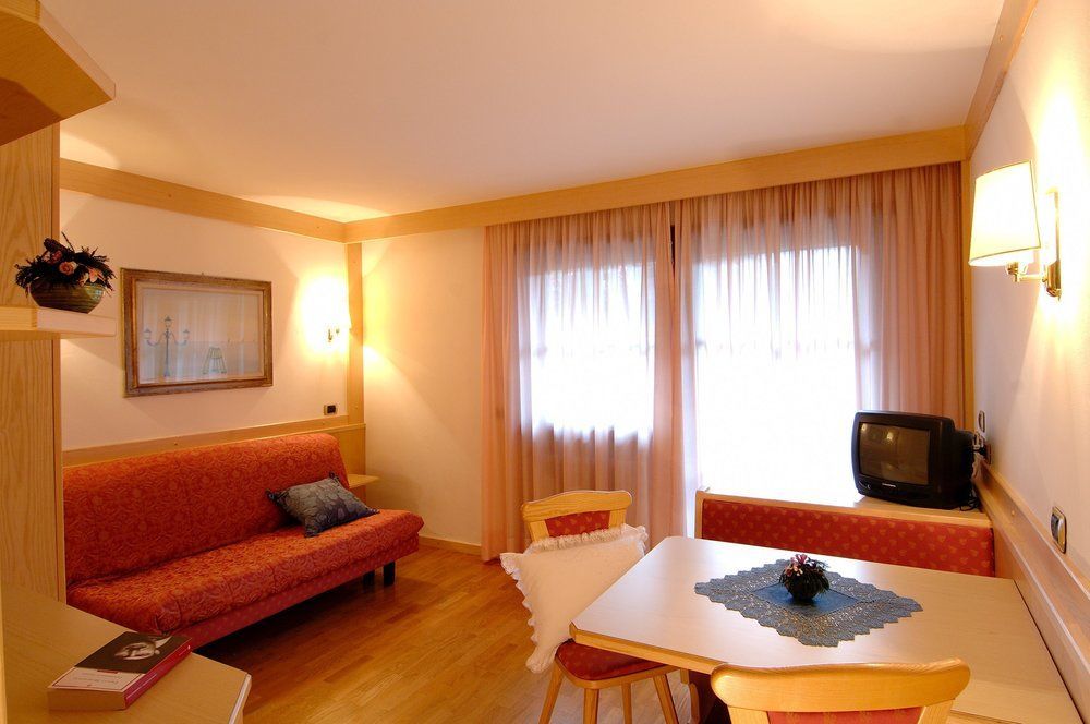 Garni Aritz Otel Campitello di Fassa Dış mekan fotoğraf