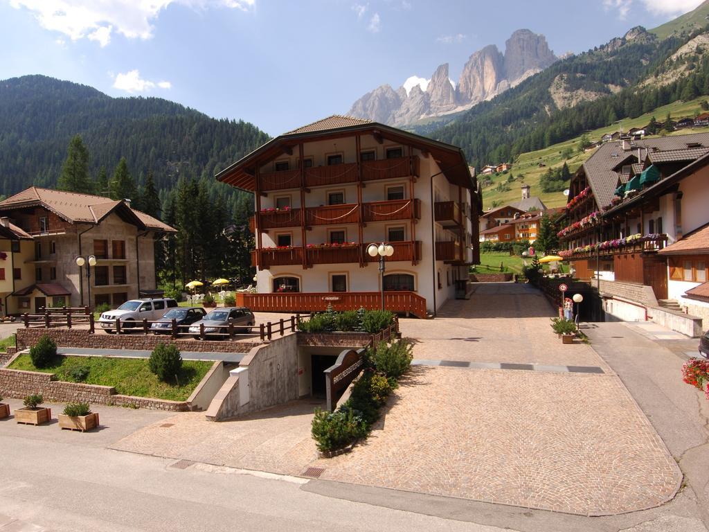 Garni Aritz Otel Campitello di Fassa Dış mekan fotoğraf