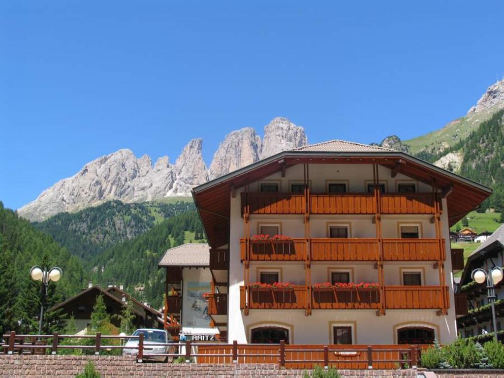 Garni Aritz Otel Campitello di Fassa Dış mekan fotoğraf