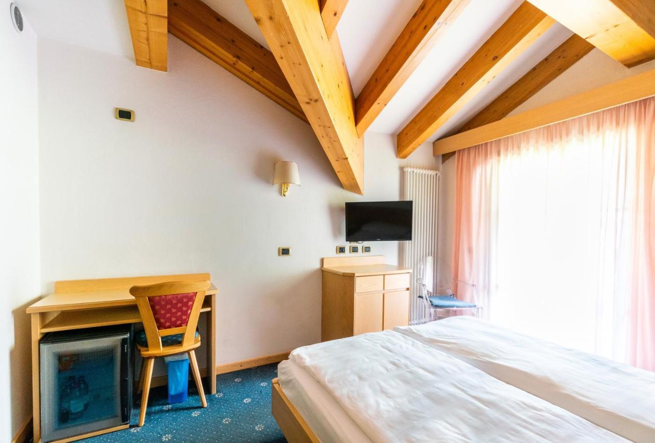 Garni Aritz Otel Campitello di Fassa Dış mekan fotoğraf